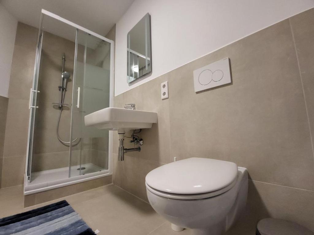 Monteurzimmer Mit Zwei Einzelnen Betten In Einer 3Zi Wohnung Mit Kuche Und Bad Osnabrück Екстериор снимка