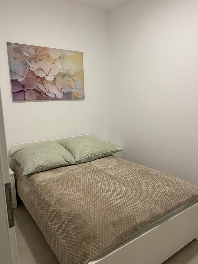 Monteurzimmer Mit Zwei Einzelnen Betten In Einer 3Zi Wohnung Mit Kuche Und Bad Osnabrück Екстериор снимка